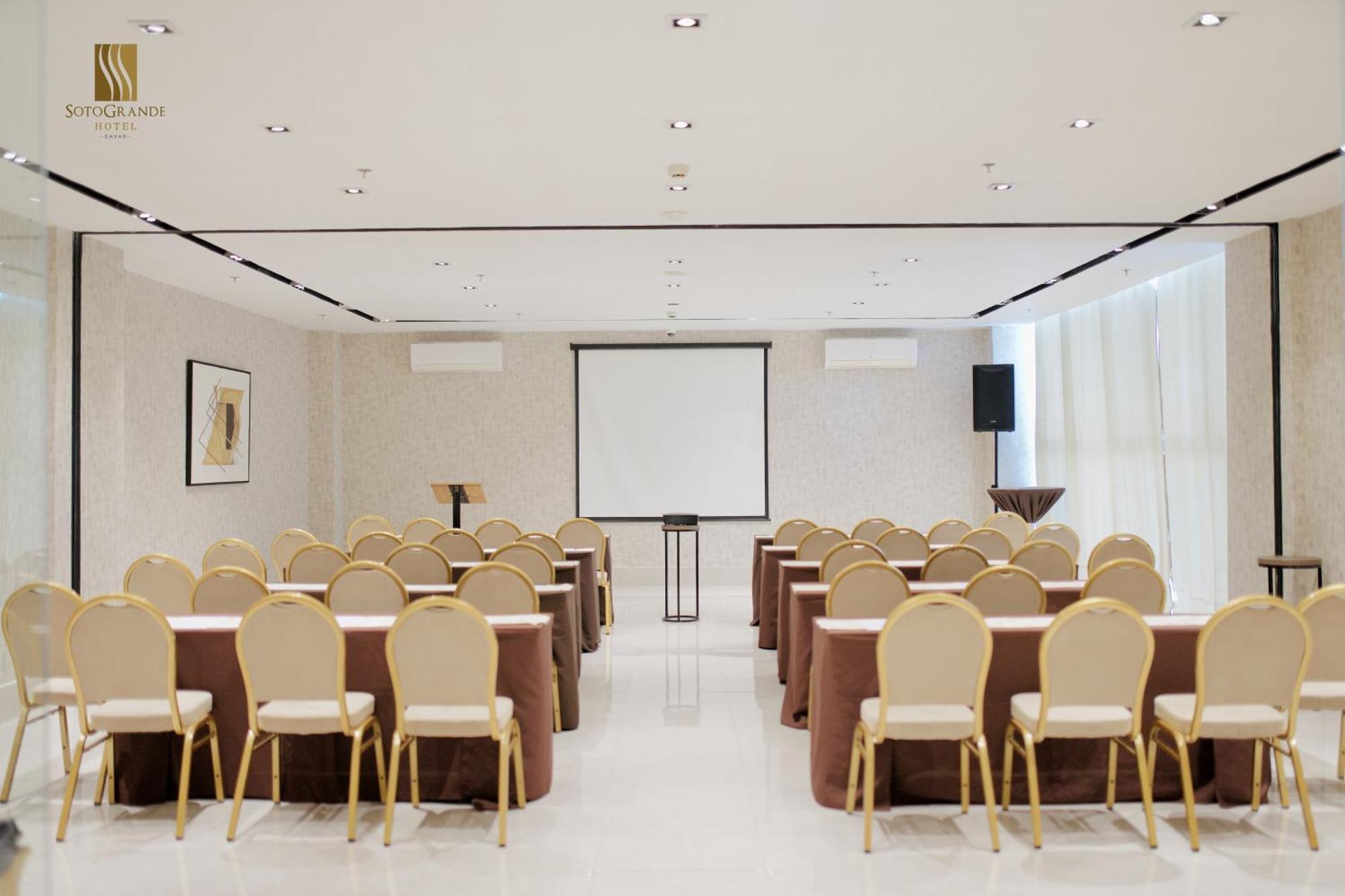 Sotogrande Davao Hotel מראה חיצוני תמונה